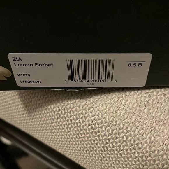 Kate Spade used snake print wedges. - Picture 2 of 3